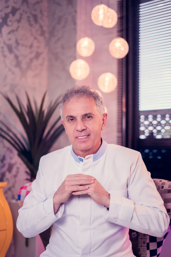 Dr. Paulo Pasquali em campo cirúrgico